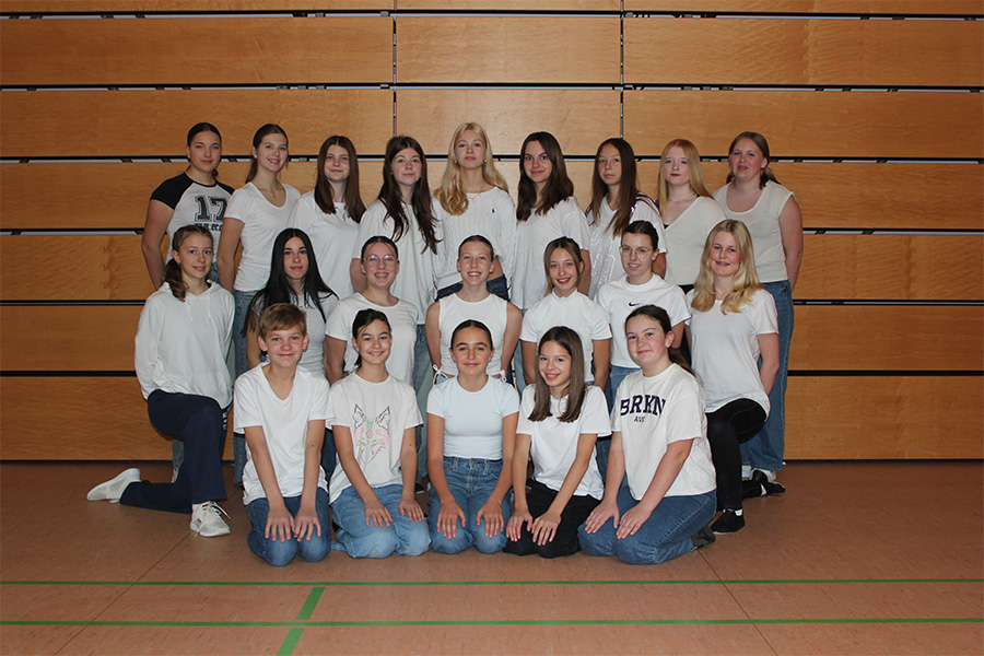 PAuerDancers_0000_P'Auer Dancers Teenies